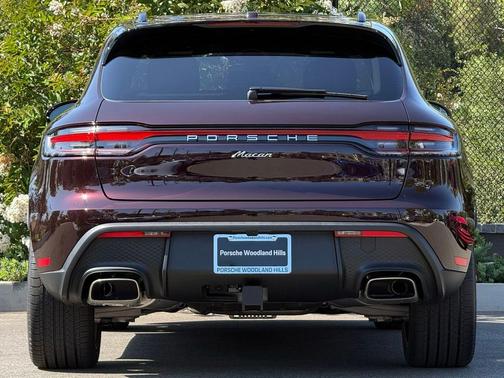 2026 Porsche Macan Macan