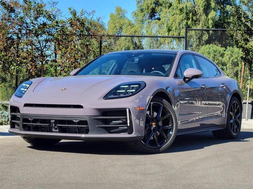 2026 Porsche Panamera 