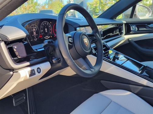 2026 Porsche Panamera 