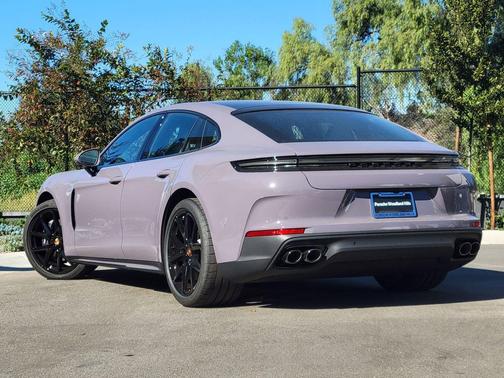 2026 Porsche Panamera 