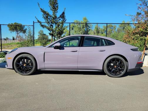 2026 Porsche Panamera 