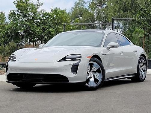 2023 Porsche Taycan