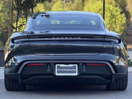 2025 Porsche Taycan 4S
