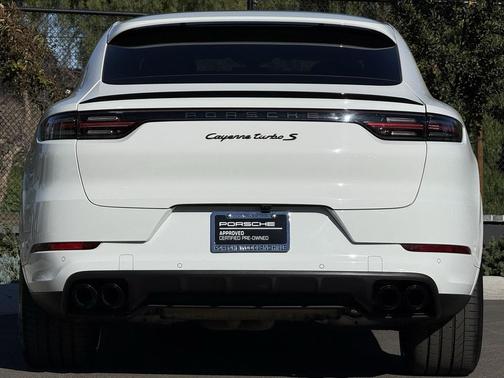 2022 Porsche Cayenne Cayenne Turbo S E-Hybrid
