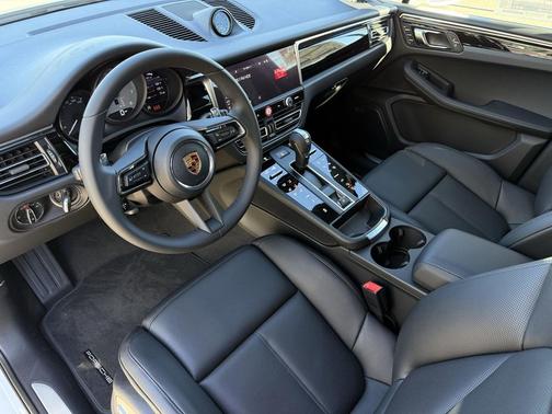 2026 Porsche Macan S