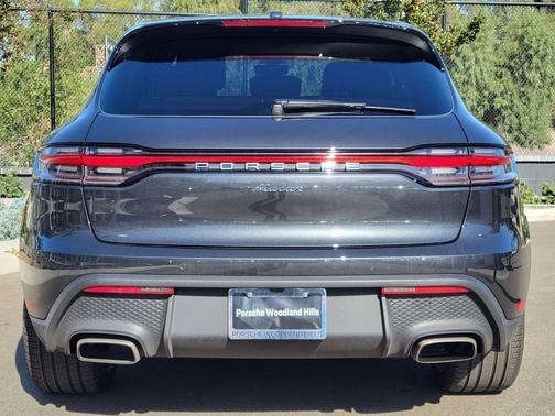 2025 Porsche Macan Loaner