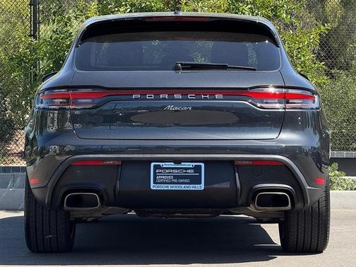 2024 Porsche Macan Base