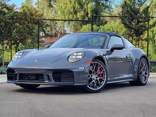 2026 Porsche 911 Targa 4S