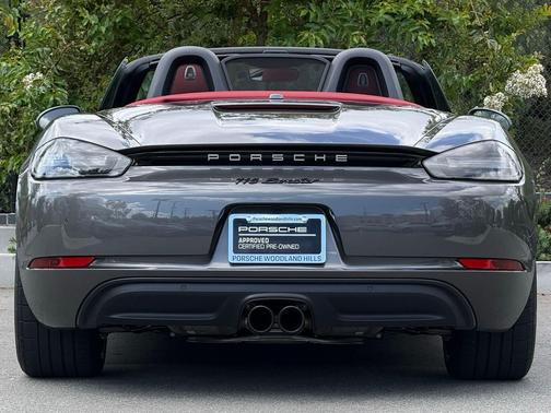 2024 Porsche 718 Boxster Style Edition