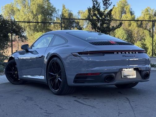 2024 Porsche 911 Carrera S
