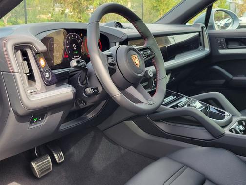 2026 Porsche Cayenne Cayenne S E-Hybrid