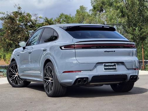 2026 Porsche Cayenne Cayenne S E-Hybrid