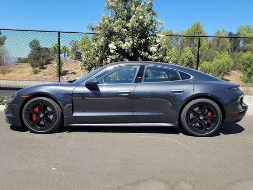 2025 Porsche Taycan 4S