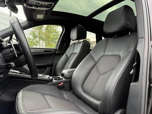 2024 Porsche Macan 