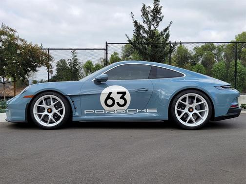 2024 Porsche 911 S/T