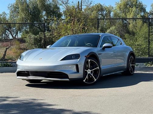 2025 Porsche Taycan 4S