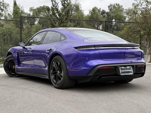 2026 Porsche Taycan GTS