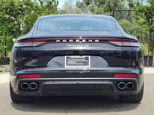 2023 Porsche Panamera 4S