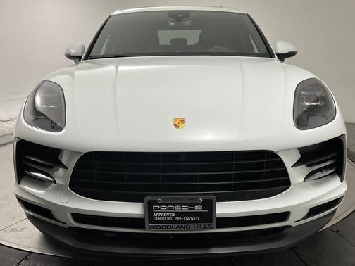Photo 2 of 32 of 2021 Porsche Macan Base