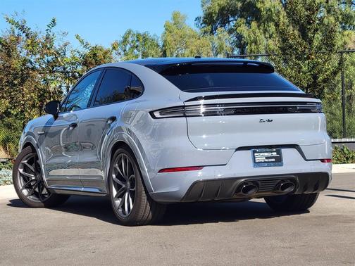 2025 Porsche Cayenne Cayenne Turbo E-Hybrid