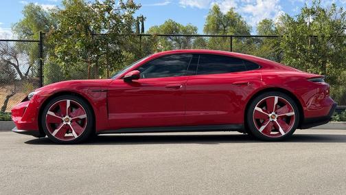 Carmine Red 2024 Porsche Taycan