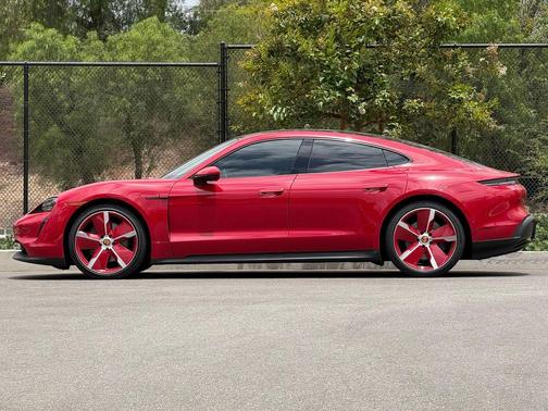 Carmine Red 2024 Porsche Taycan
