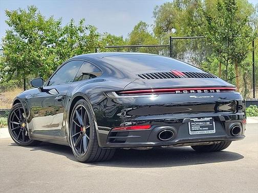 2022 Porsche 911 Carrera S