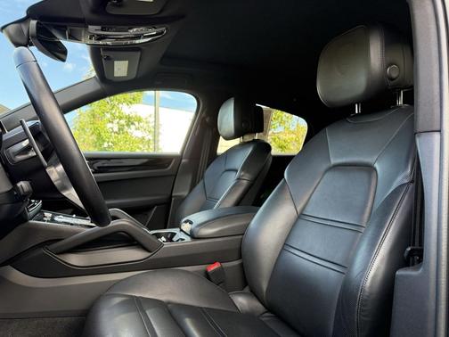 2022 Porsche Cayenne Cayenne