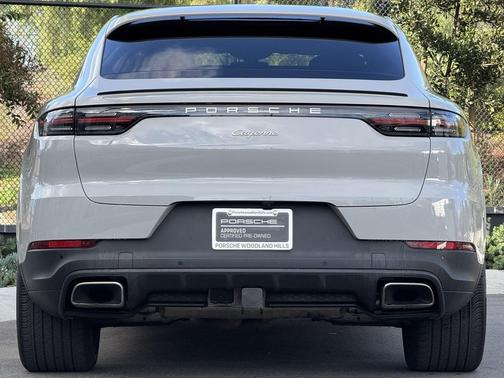 2022 Porsche Cayenne Cayenne