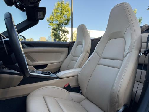 2024 Porsche 911 Carrera