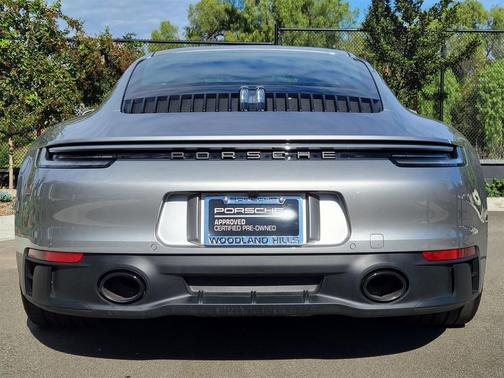 2024 Porsche 911 Carrera 4 GTS