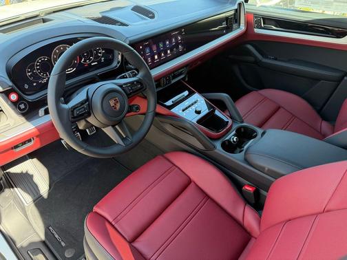 2026 Porsche Cayenne S