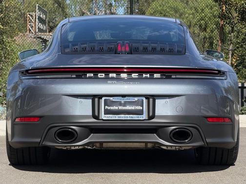 2026 Porsche 911 Carrera