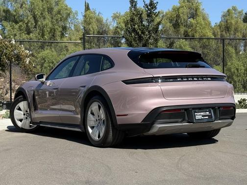 2022 Porsche Taycan 4