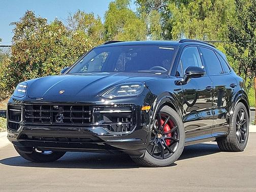 2026 Porsche Cayenne GTS
