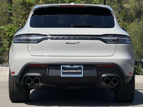 Chalk 2026 Porsche Macan Macan T