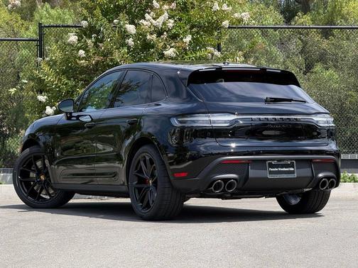 2026 Porsche Macan Macan GTS