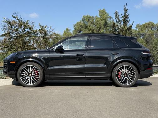 2026 Porsche Cayenne Cayenne S E-Hybrid