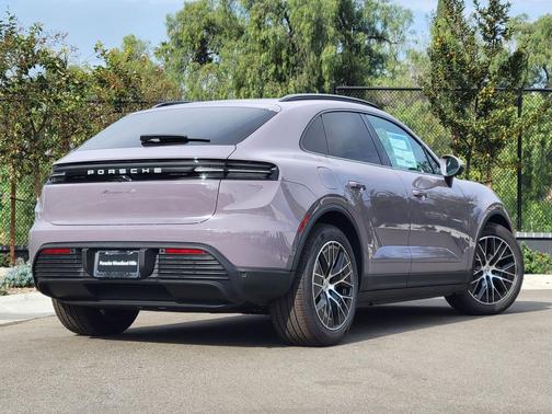 2025 Porsche Macan Macan Electric 4
