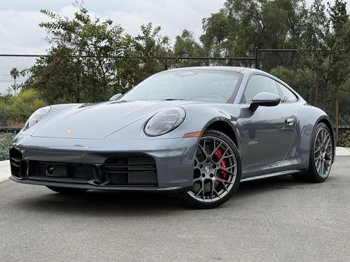 2026 Porsche 911 Carrera 4S