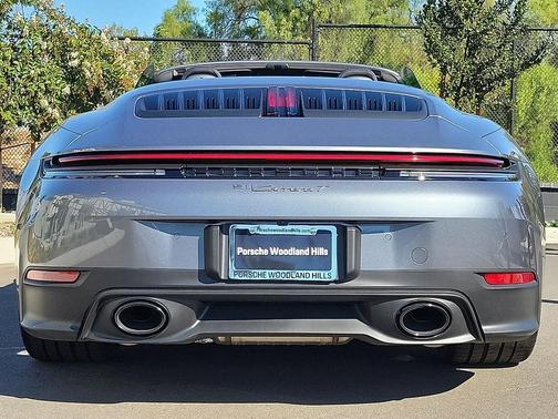 2025 Porsche 911 Carrera T