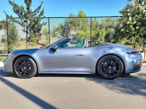 2025 Porsche 911 Carrera T