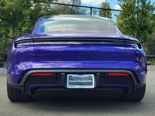 2026 Porsche Taycan 4S