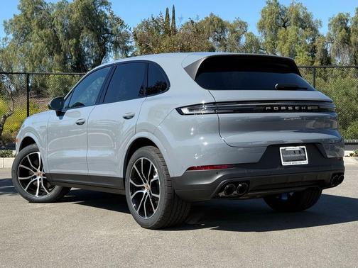 2026 Porsche Cayenne Cayenne