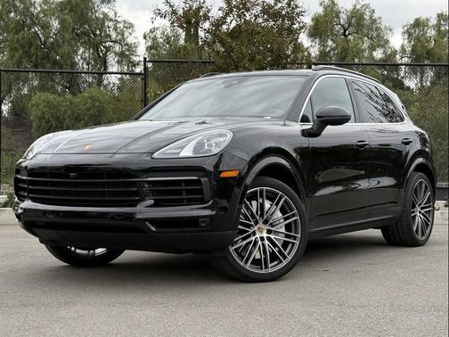 2022 Porsche Cayenne Platinum Edition