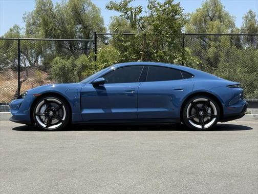 2022 Porsche Taycan Base (A2)