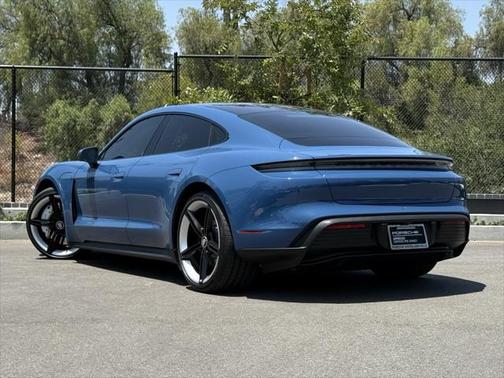 2022 Porsche Taycan Base (A2)