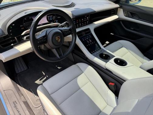 2022 Porsche Taycan Base (A2)