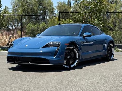 2022 Porsche Taycan Base (A2)