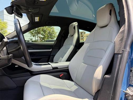 2022 Porsche Taycan Base (A2)